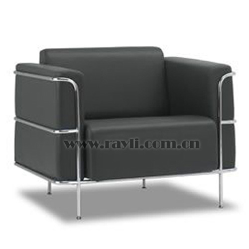 聚焦单人沙发的黑色法则 - 中国展览设计网|国外