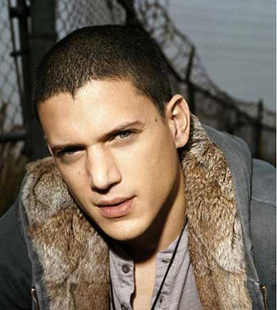 看越狱3居住环境 主角迈克家居照曝光