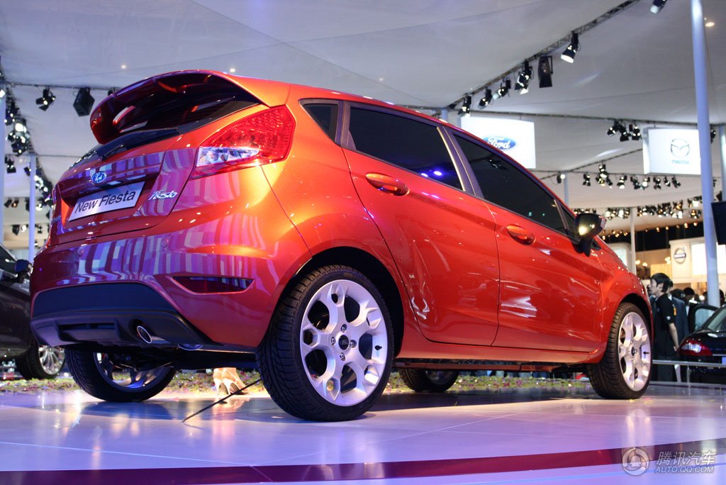 �¼��껪չλ����<